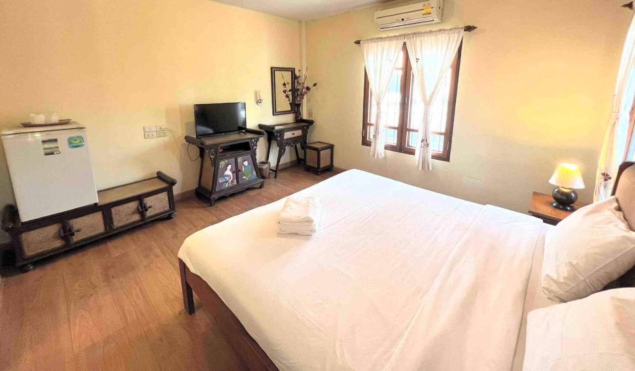 Plumeriahome Near Walking Street Chiang Mai Zewnętrze zdjęcie