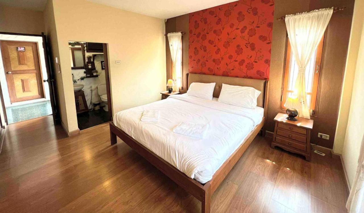 Plumeriahome Near Walking Street Chiang Mai Zewnętrze zdjęcie
