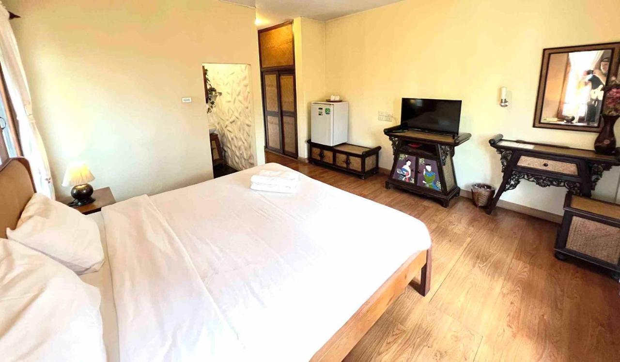 Plumeriahome Near Walking Street Chiang Mai Zewnętrze zdjęcie